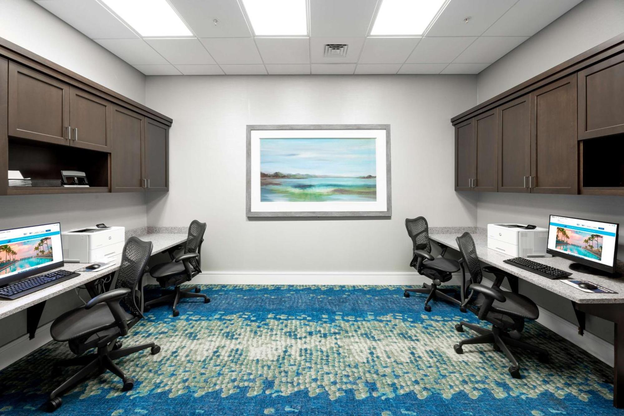 Hilton Garden Inn Asheville Downtown Экстерьер фото