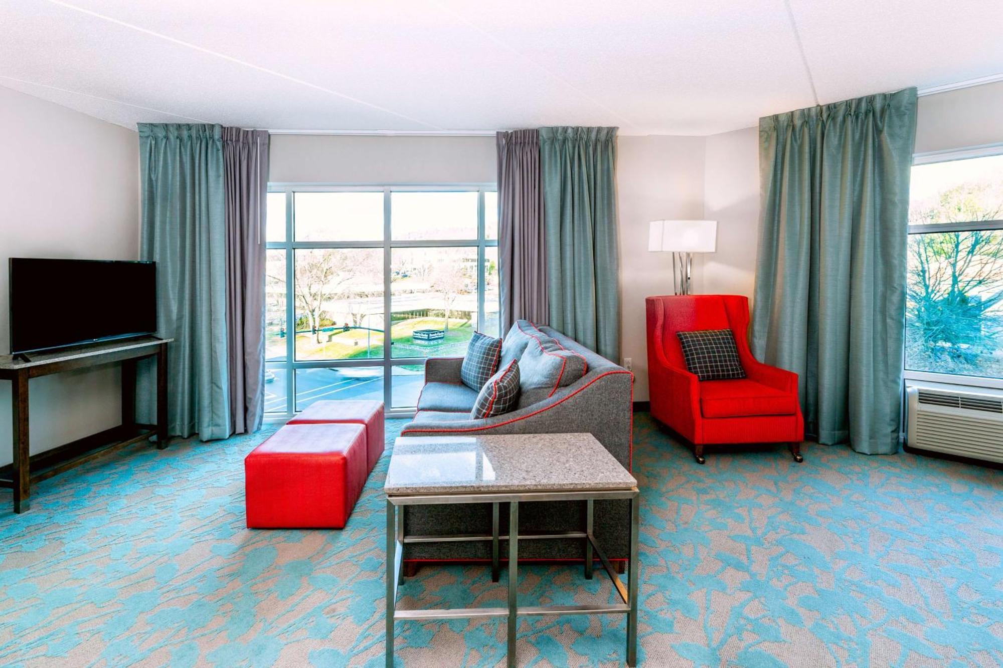 Hilton Garden Inn Asheville Downtown Экстерьер фото