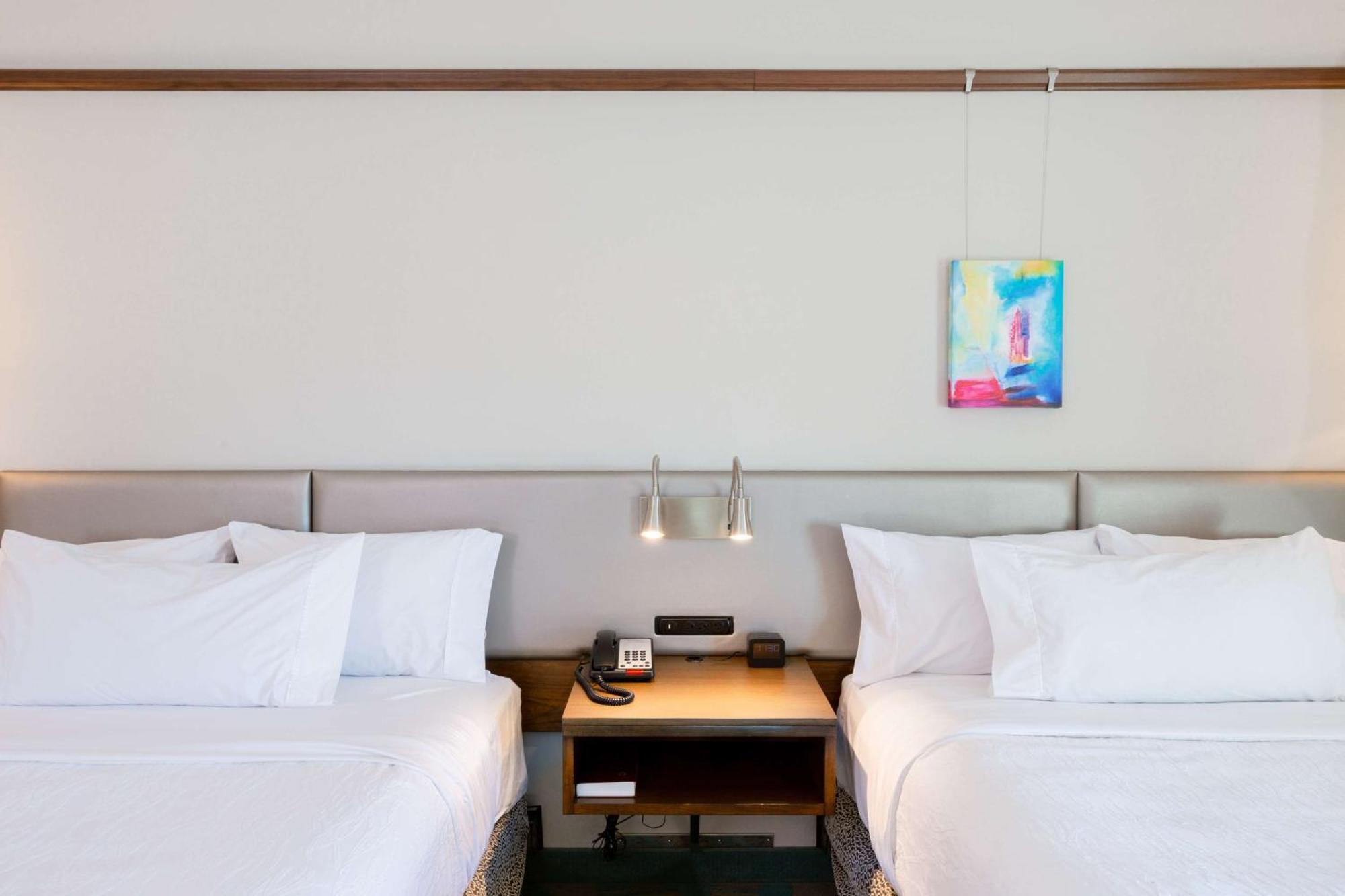Hilton Garden Inn Asheville Downtown Экстерьер фото