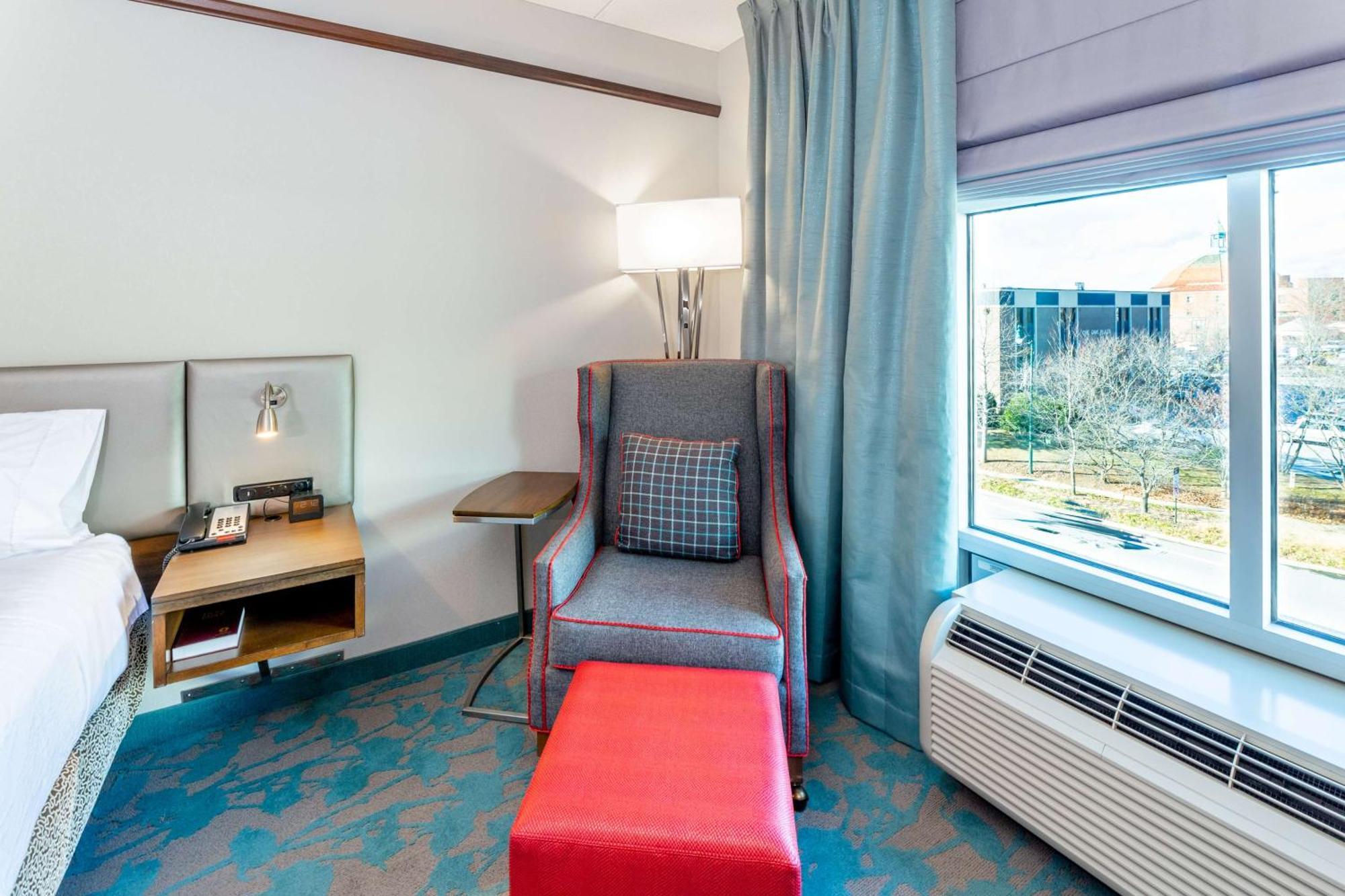Hilton Garden Inn Asheville Downtown Экстерьер фото