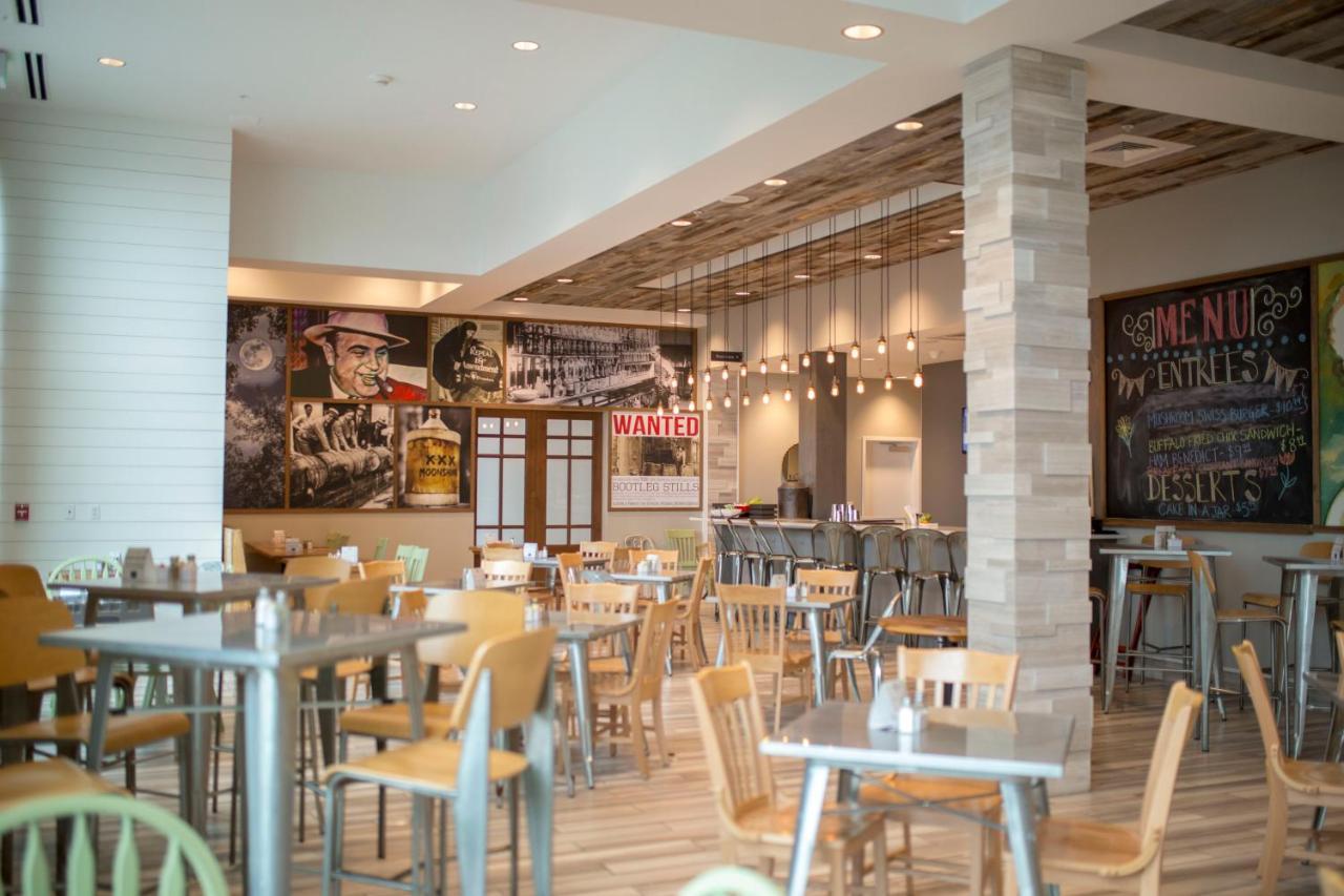 Hilton Garden Inn Asheville Downtown Экстерьер фото