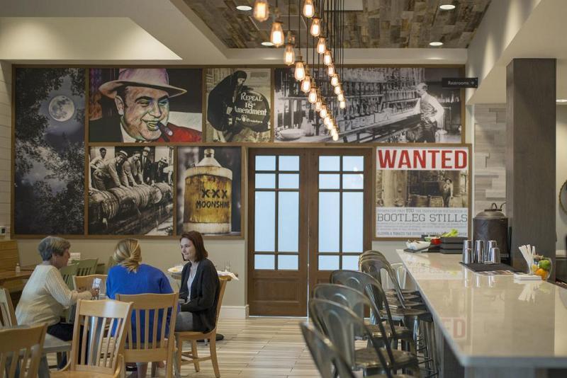 Hilton Garden Inn Asheville Downtown Экстерьер фото